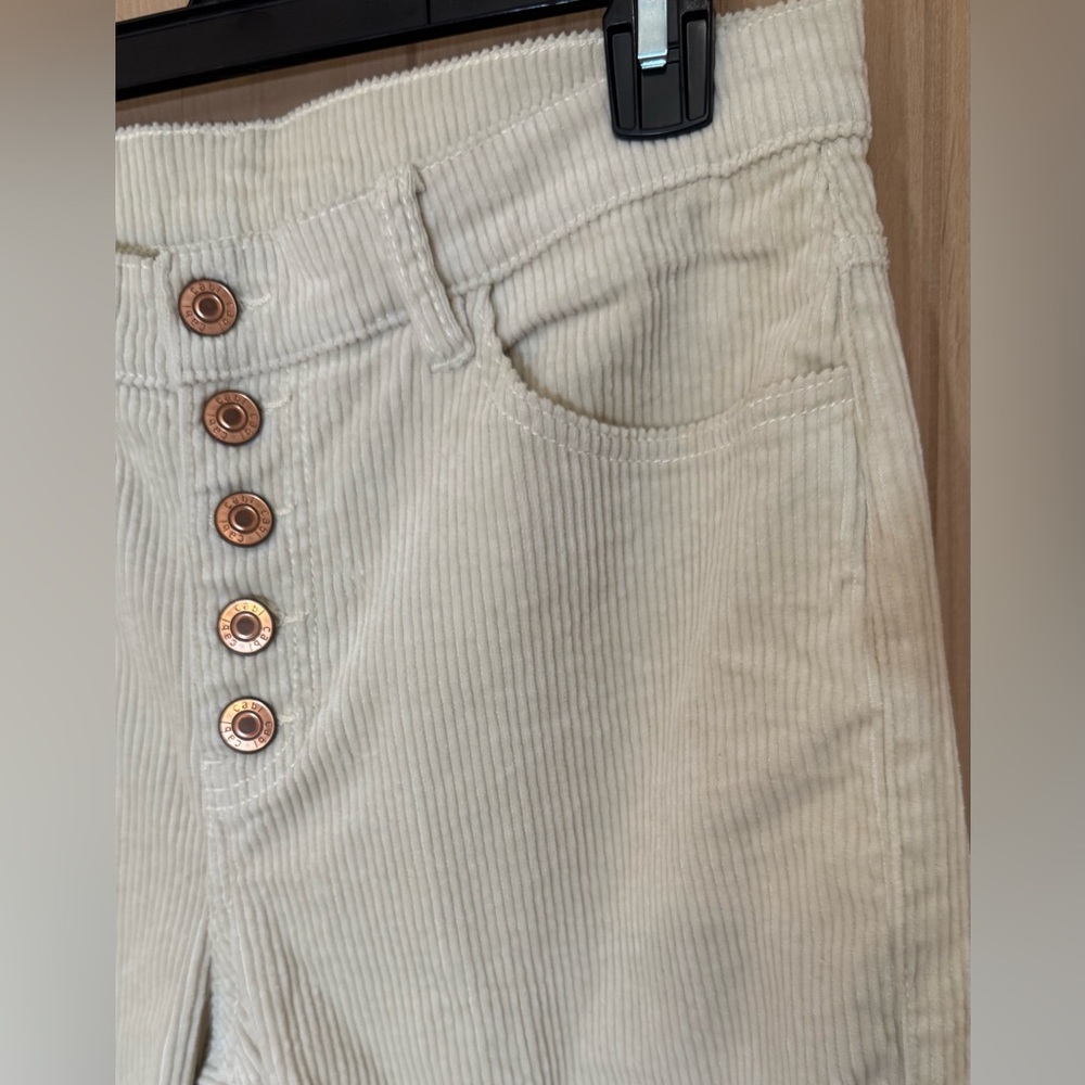 cabi Palm Beach Crop Wide Wale Corduroy Pants in Bone Sz 6 ButtonFly NWOT #4513 - Picture 5 of 10